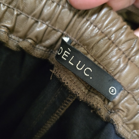 Deluc Fleetwood Faux Leather Cropped Pant in Cedar Knee Seams Elastic Small - Picture 7 of 10